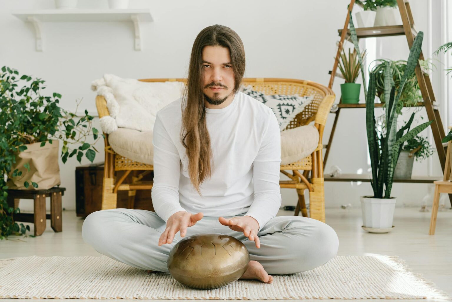 pexels mikhail nilov 6944346